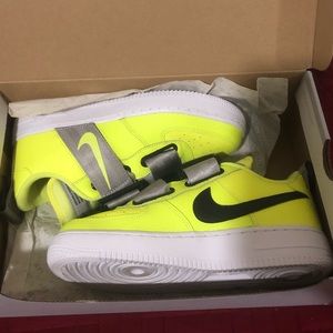 Air Force 1 Utility (GS). Size 5Y